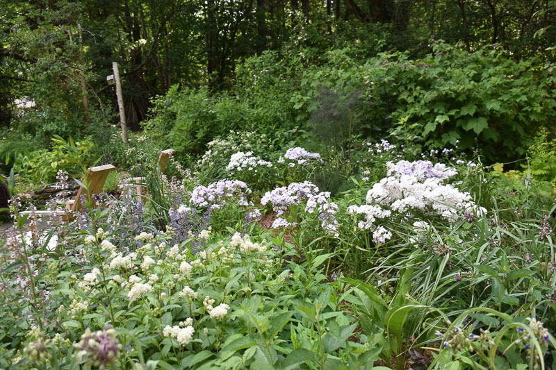 KM Gardens Landscaping
